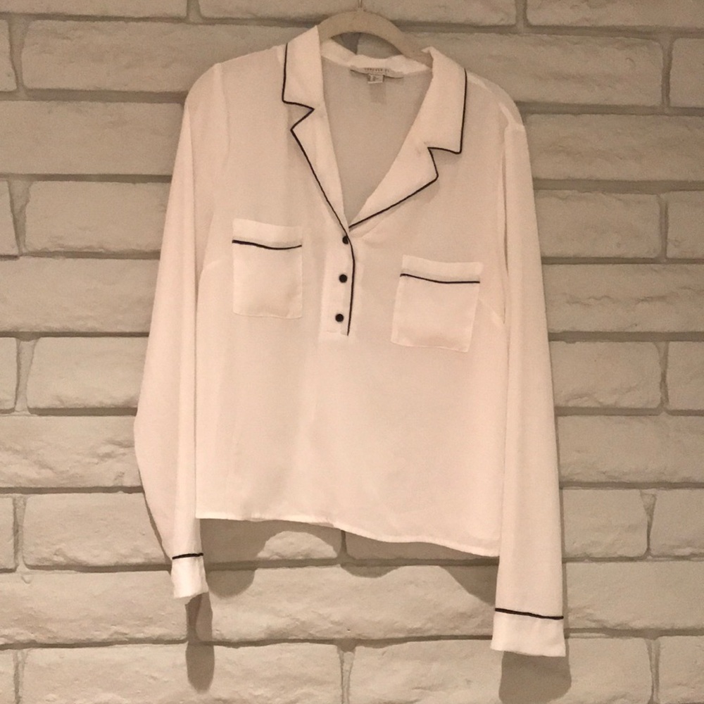 Forever 21 contemporary pajama blouse black/white